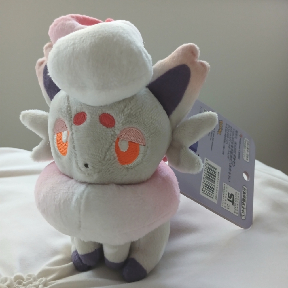 Pokemon Hisuian Zorua Keychain Plush Japanese Exclusive